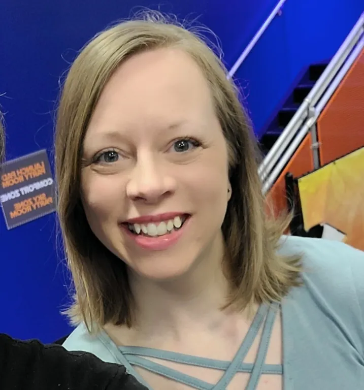 Photo of Shannon Walker